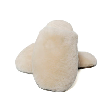Women’s Fluffy Furry Genuine Shearling Sheepskin Slippers White 100% natural Australian merino sheepskin Best Sheep Wool Slippers Genuine Shearling Sheepskin Slippers House Slippers
